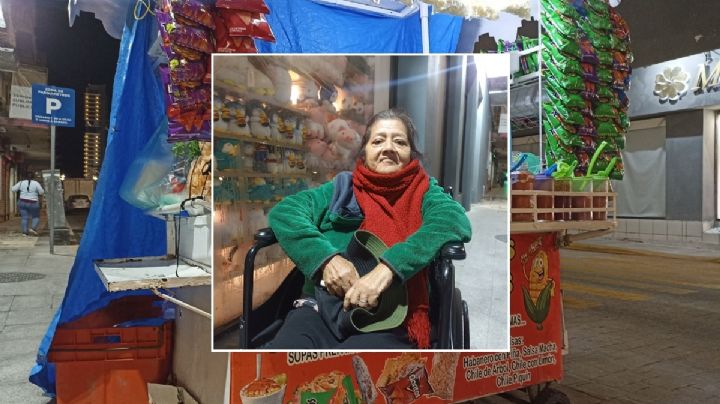 Por 41 años, Lucha Teobal mantiene vivo su puesto de esquites en el Centro Histórico de Veracruz