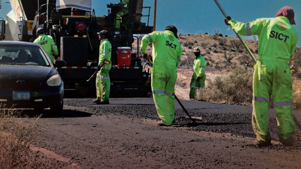 Este es un plan nacional intensivo de repavimentación y bacheo de carreteras federales libres