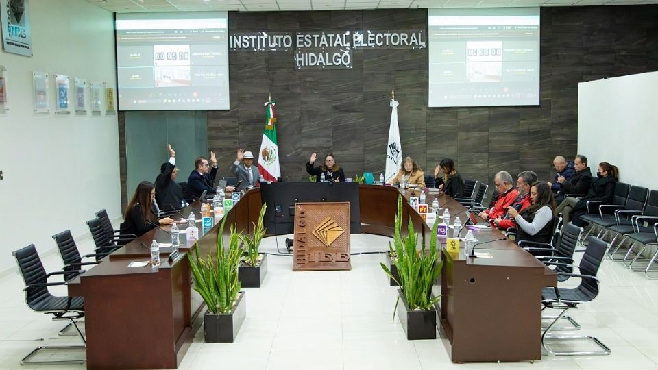 El IEEH llevó a cabo la primera sesión ordinaria del mes