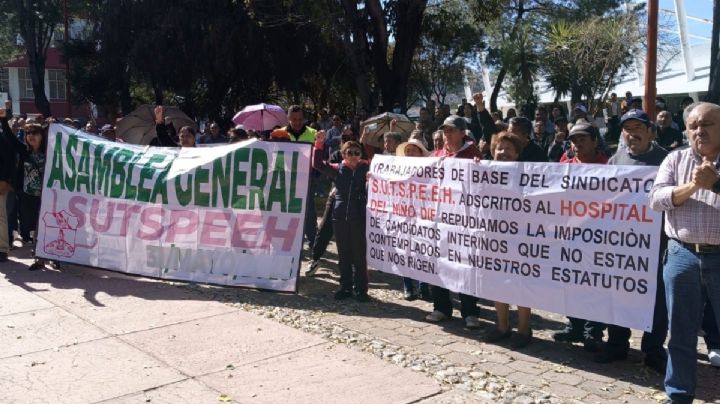 Agremiados del SUTSPEEH piden elecciones libres para renovar al sindicato