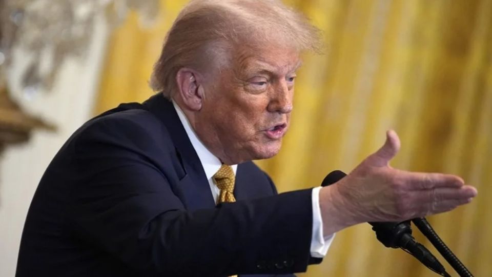 El republicano felicitó por haber 'arrestado y expulsado de Minnesota' a 12,000 criminales inmigrantes ilegales, 'muchos de ellos violentos'.