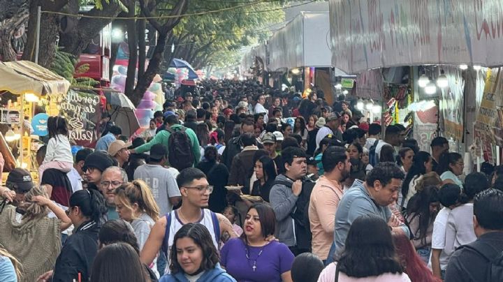 Domingo de récord en la Feria de León 2026: pasillos rebasados y una marea humana en el Poliforum