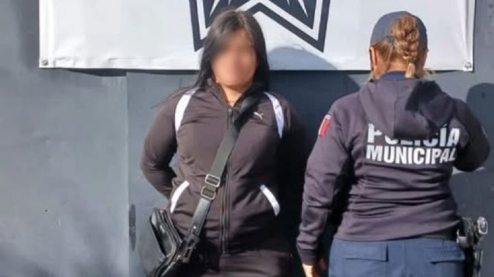 Detienen a mujer por robar hasta los calzones en tienda Walmart de Pachuca
