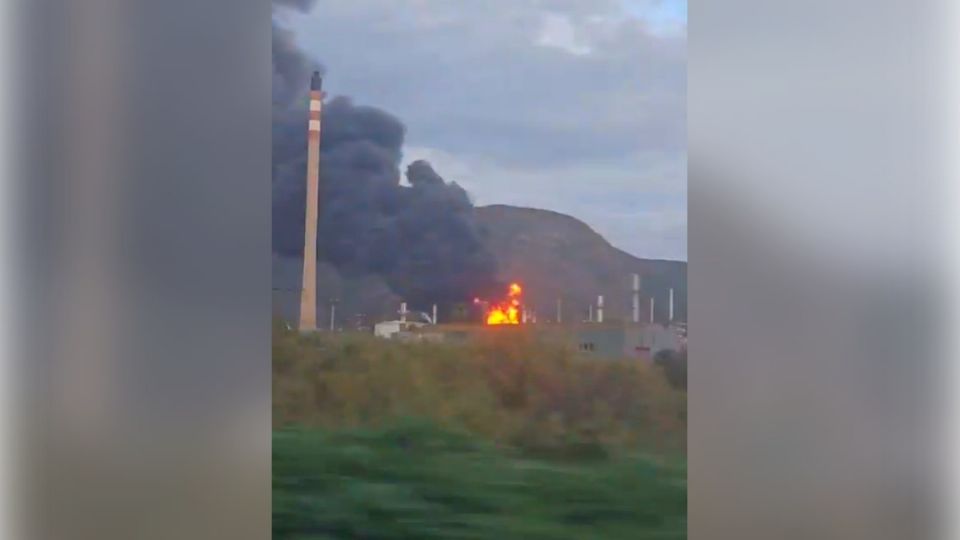 Vecinos del lugar alertaron sobre la presencia de una enorme nube de humo