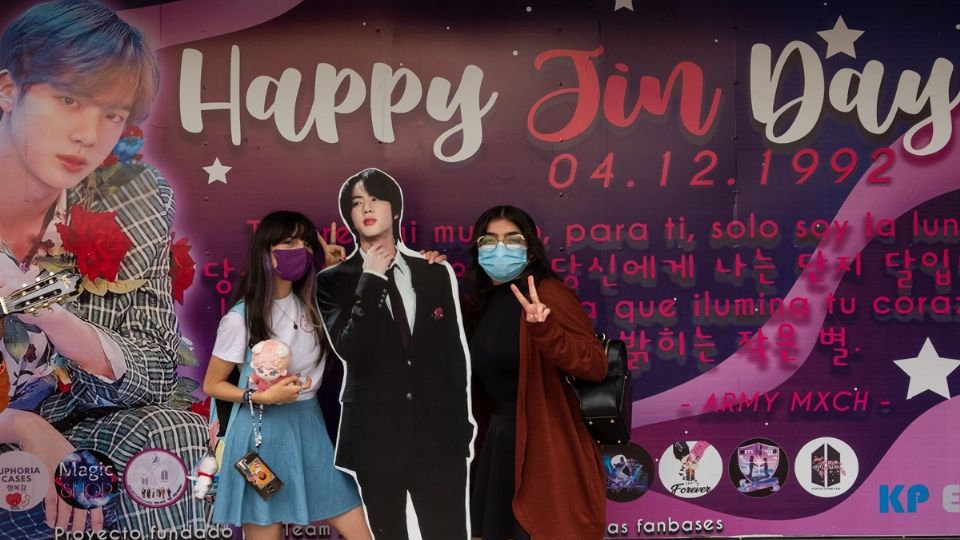 El popular grupo surcoreano de 'K pop' BTS ha desatado en México una de las mayores polémicas recientes en la industria del entretenimiento