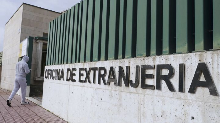 España rompe la grieta en el consenso xenófobo global