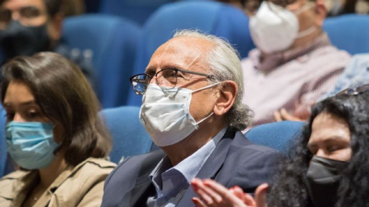 Romero Tellaeche busca aferrarse a cargo en el CIDE, presenta amparo contra destitución