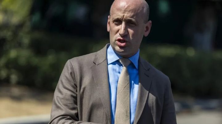 Hombre fuerte de Trump reconoce que ICE se desvió de protocolo en muerte de Pretti