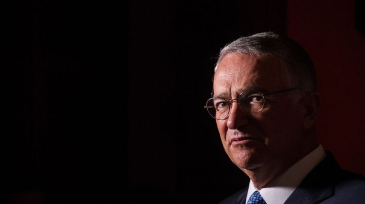 TV Azteca alcanza acuerdo con gobierno para liquidar deuda con el SAT