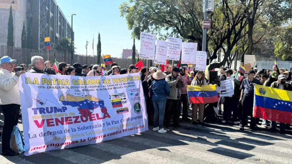 Protestan en CDMX tras detención de Nicolás Maduro por EU