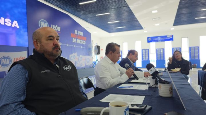 "La postura es firme, 17 diputados del PAN-PRD estamos por la vida": Espadas