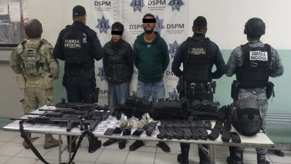 El Gabinete de Seguridad destacó que, desde el inicio de la operación, se ha logrado la detención de 10,493 personas y el aseguramiento de 7,701 armas de fuego