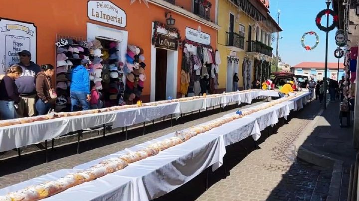 Real del Monte celebra el Día de Reyes con una rosca de 120 metros