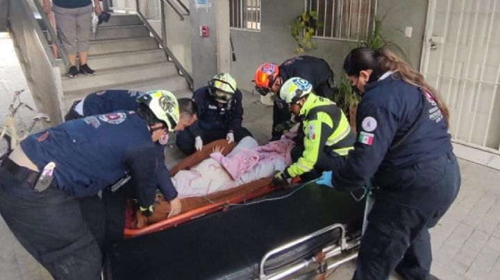 Estaba dando a luz en lo alto de un quinto piso y la ayuda Protección Civil de León