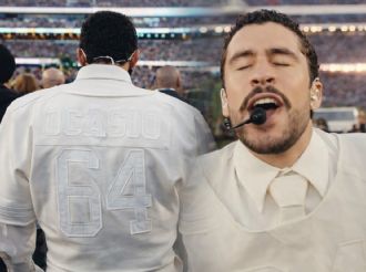 La verdad detrás del atuendo de Bad Bunny en el Super Bowl 2026