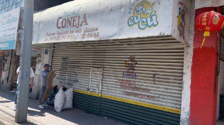 "La dejaron caer", dicen clientes sobre cierre de Mamá Coneja