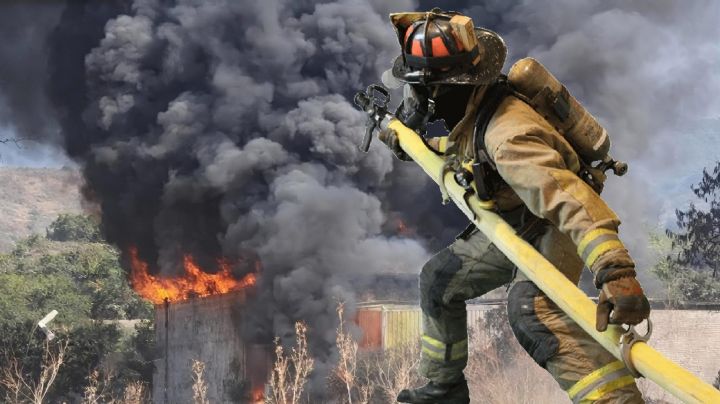 Incendio permite descubrir bodega huachicolera en Tepetitlán | VIDEO
