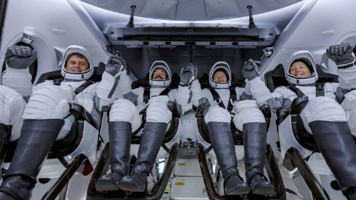 NASA y SpaceX lanzan con éxito la misión tripulada Crew-12 tras emergencia médica