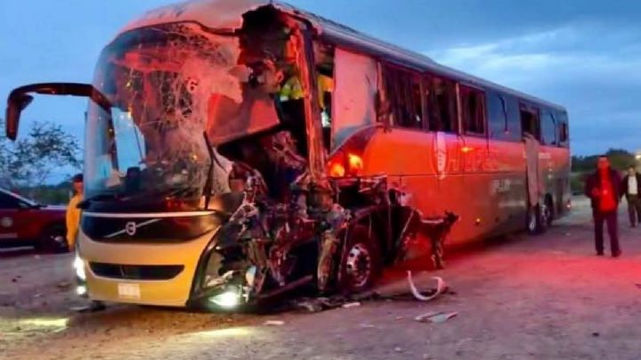 Sonora: aumenta a 5 las personas fallecidas en fatal accidente entre tráiler y autobús