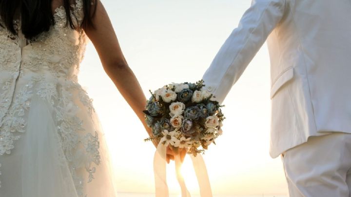 Un amor de juventud que venció al tiempo, Josefina y Carlos se casan 40 años después en boda colectiva