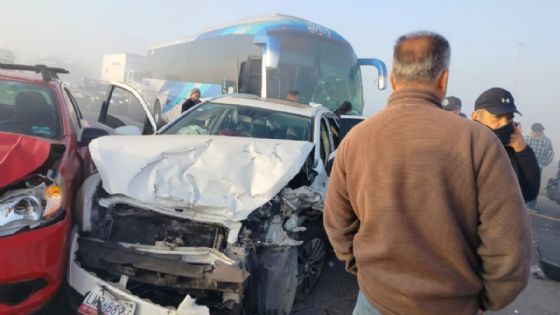 Caos vial en Libramiento Bicentenario, carambola deja dos muertos