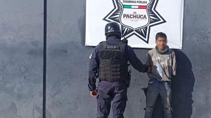 Arrestan a joven por hacer pintas en Río de las Avenidas, en Pachuca