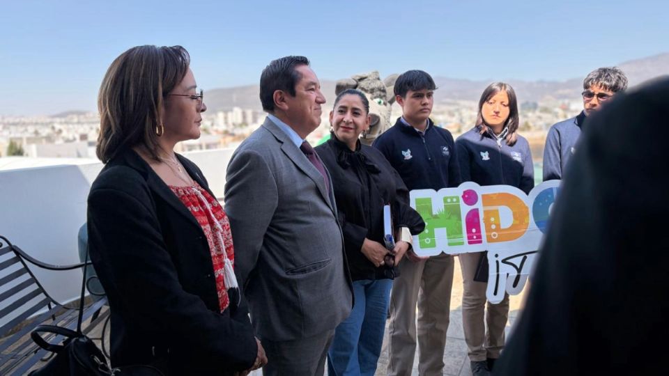 El convenio establece bases para diseñar perfiles de aprendizaje acordes a las necesidades del sector turístico, impulsar la capacitación docente y garantizar condiciones adecuadas para la práctica profesional.