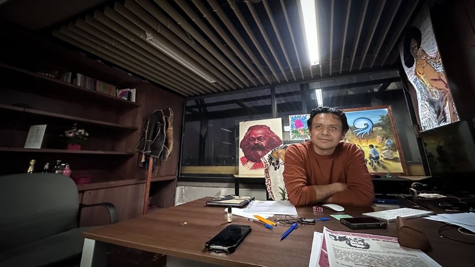 La SEP difundió que personal de la Unidad de Asuntos Jurídicos y del Órgano Interno de Control acudió a notificar a Arriaga que la plaza que ocupaba había cambiado.