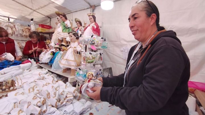 Entre hilos, fe y tradición: 40 años vistiendo al Niño Dios en el Día de la Candelaria