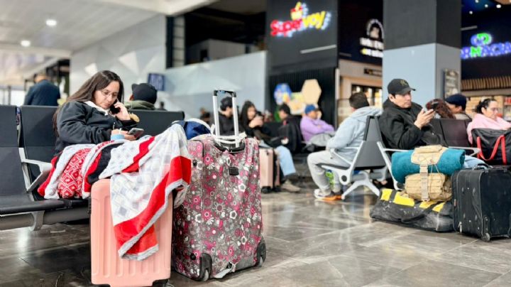 Pasajeros quedan "atrapados" en terminales de CDMX tras operativo contra el CJNG