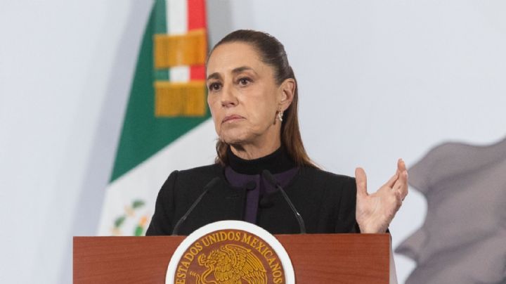 Claudia: como dice una cosa, dice otra