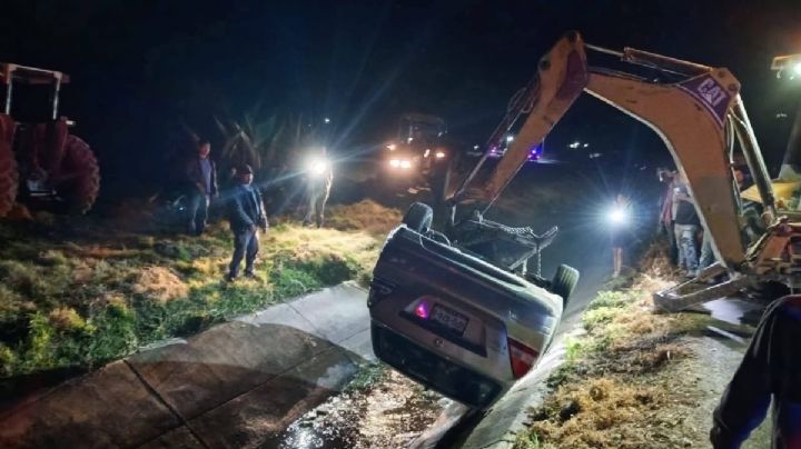 Volcadura en Ixmiquilpan deja menores lesionados, entre ellos un bebé recién nacido