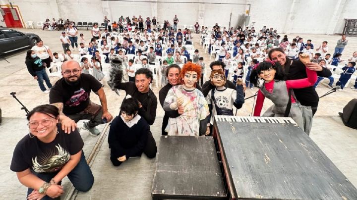 Teatro de terror infantil toma plazas y comunidades de Huichapan con funciones gratuitas