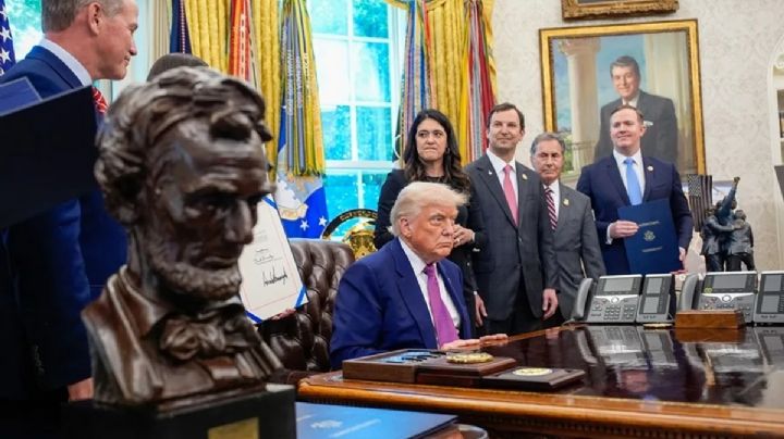 Empleados burócratas, en la mira de Trump para despidos masivos