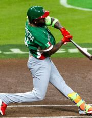 Foto descriptiva de: ¿Qué pasó con Randy Arozanera y Cal Raleigh en el Clásico Mundial de Beisbol?