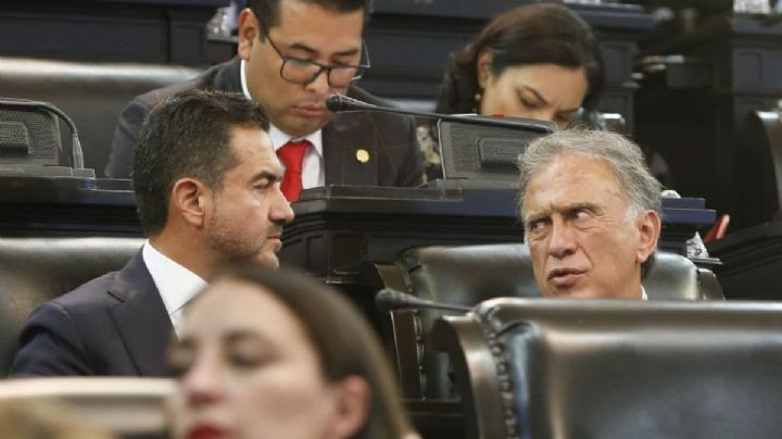 Yunes Márquez solicita licencia en el Senado y llega su padre, Yunes Linares a suplirlo