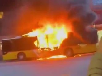 Tragedia en Suiza: seis muertos tras incendio de autobús; descartan terrorismo