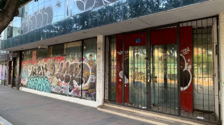 No es Cuba, es el bulevar Adolfo López, así de derruida se encuentra  esta importante avenida