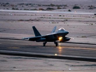 Avión militar de EU se estrella en Irak