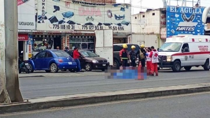 Mujer motocilcista muere en Tulancingo tras ser arrollada por un camión