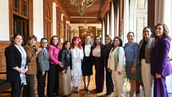 Gobernadores de la 4T cierran filas con Sheinbaum y su Plan B electoral