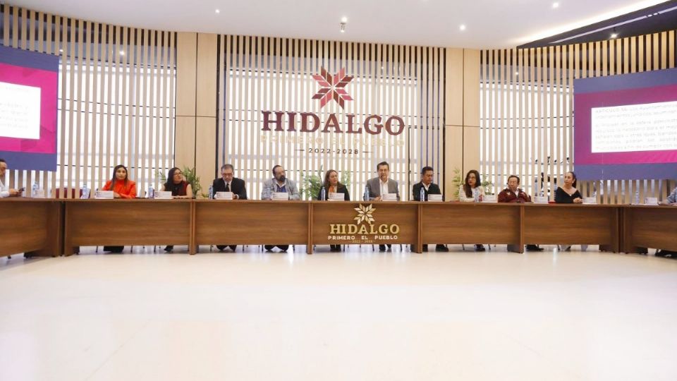 Hoy, diez municipios de Hidalgo firmaron la solicitud de publicación de sus reglamentos