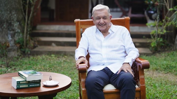 AMLO denuncia complot de funcionarios de EU contra Morena