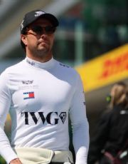 Foto descriptiva de: Checo Pérez responde tras su choque con Bottas en el GP de China