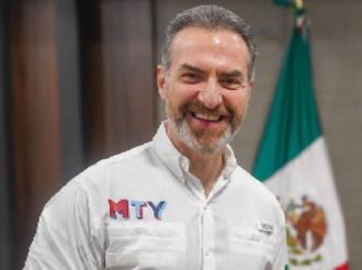 Adrián de la Garza va por gubernatura de NL; acepta candidatura del PRI