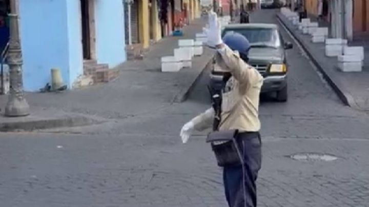 Ellos son los oficiales semáforos del municipio de Yuriria