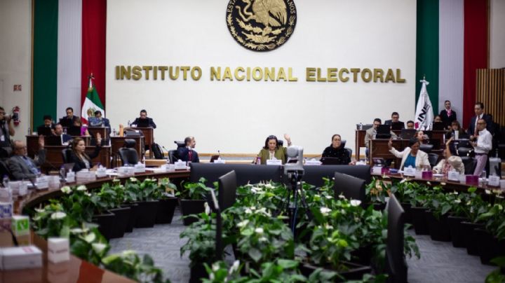 Consejeros se deslindan de documento del Plan B entregado por el INE al Senado