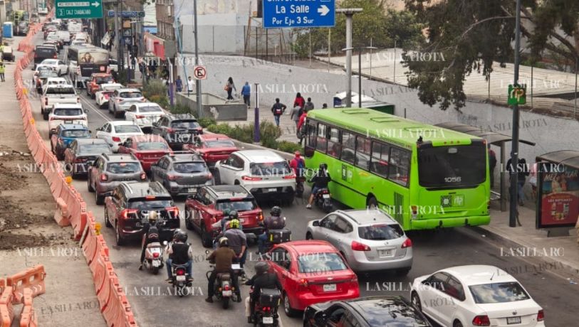 Obras colapsan Tlalpan y San Antonio Abad