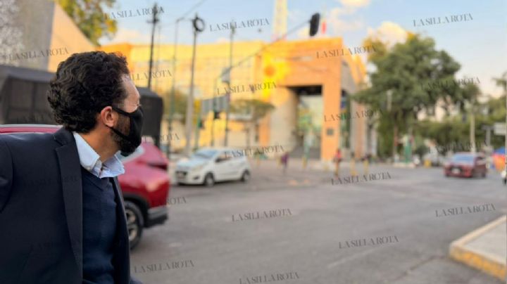 Preparan recinto para resguardar cadáveres que esperan identificación ante saturación del Incifo