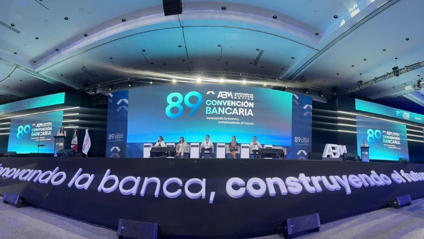 Sheinbaum, Banxico y SHCP piden a la banca acelerar crédito; ABM promete llegar a 45% del PIB